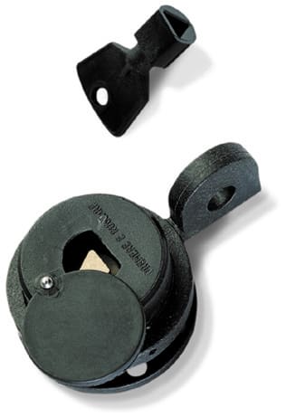 DKC EUROPE - Acc. per Serie CPMI-CPTI - Serratura per chiave triangolare 9mm, lucchettabile