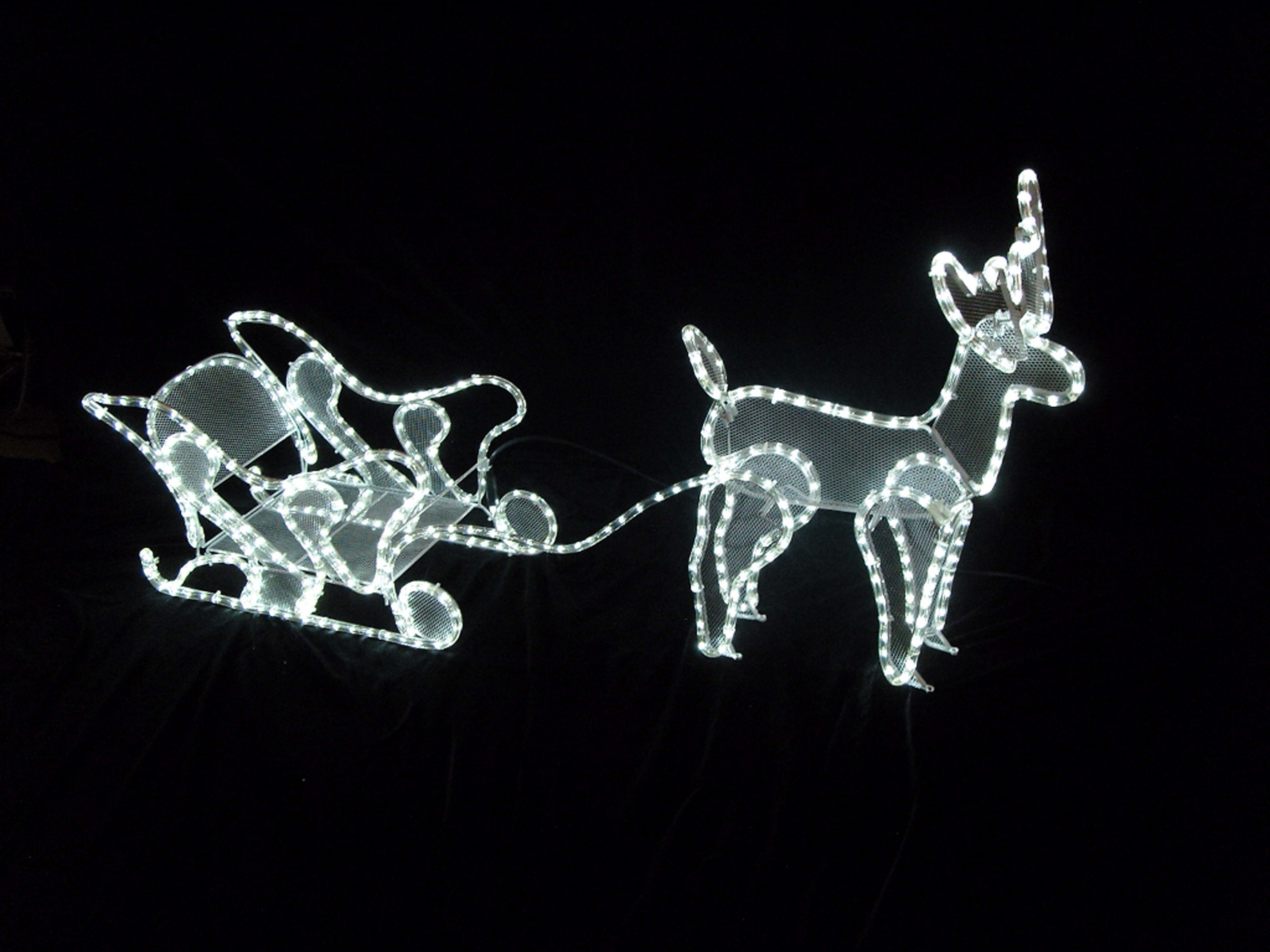 GIOCOPLAST NATALE - RENNA CON SLITTA CON TUBO LED BIANCO, 220-240V IP44, RENNA:60X50X11CM SLITTA:30X60X30CM