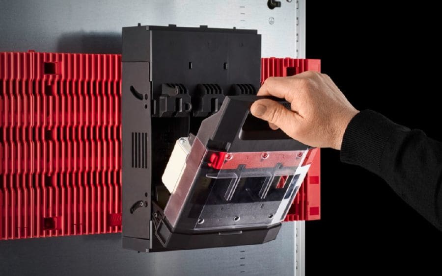 RITTAL - Sezionatori sottocarico per fusibili NH, gr. 3, 630A, tripolari, a vite, con monitoraggio del fusibile 800 V
