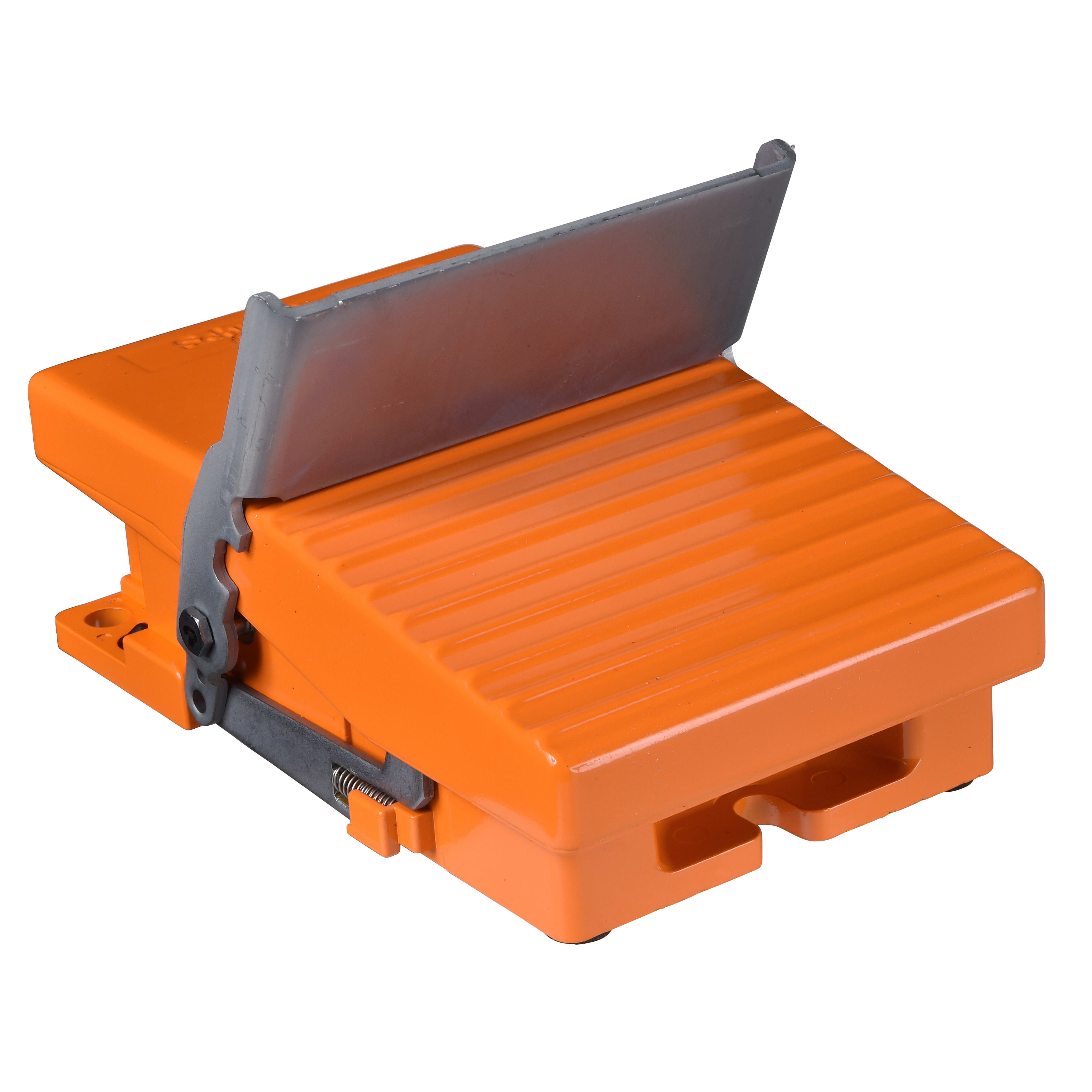 SCHNEIDER ELECTRIC - Interruttore a pedale singolo - IP66 - senza protezione - metallo arancio - 2 nc+no