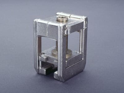 WOEHNER ELECTROTECHNICAL SYSTEMS - MORSETTO 40X25MM X BARRE 30X10 E TT