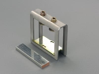WOEHNER ELECTROTECHNICAL SYSTEMS - MORSETTO X BARRE TT, 101X36MM