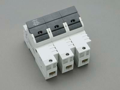 WOEHNER ELECTROTECHNICAL SYSTEMS - AMBUS J-CARRIER 30A, 3P
