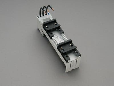 WOEHNER ELECTROTECHNICAL SYSTEMS - ADATT. EC 25A, 45MM, 2DIN, SIS.60, L=200